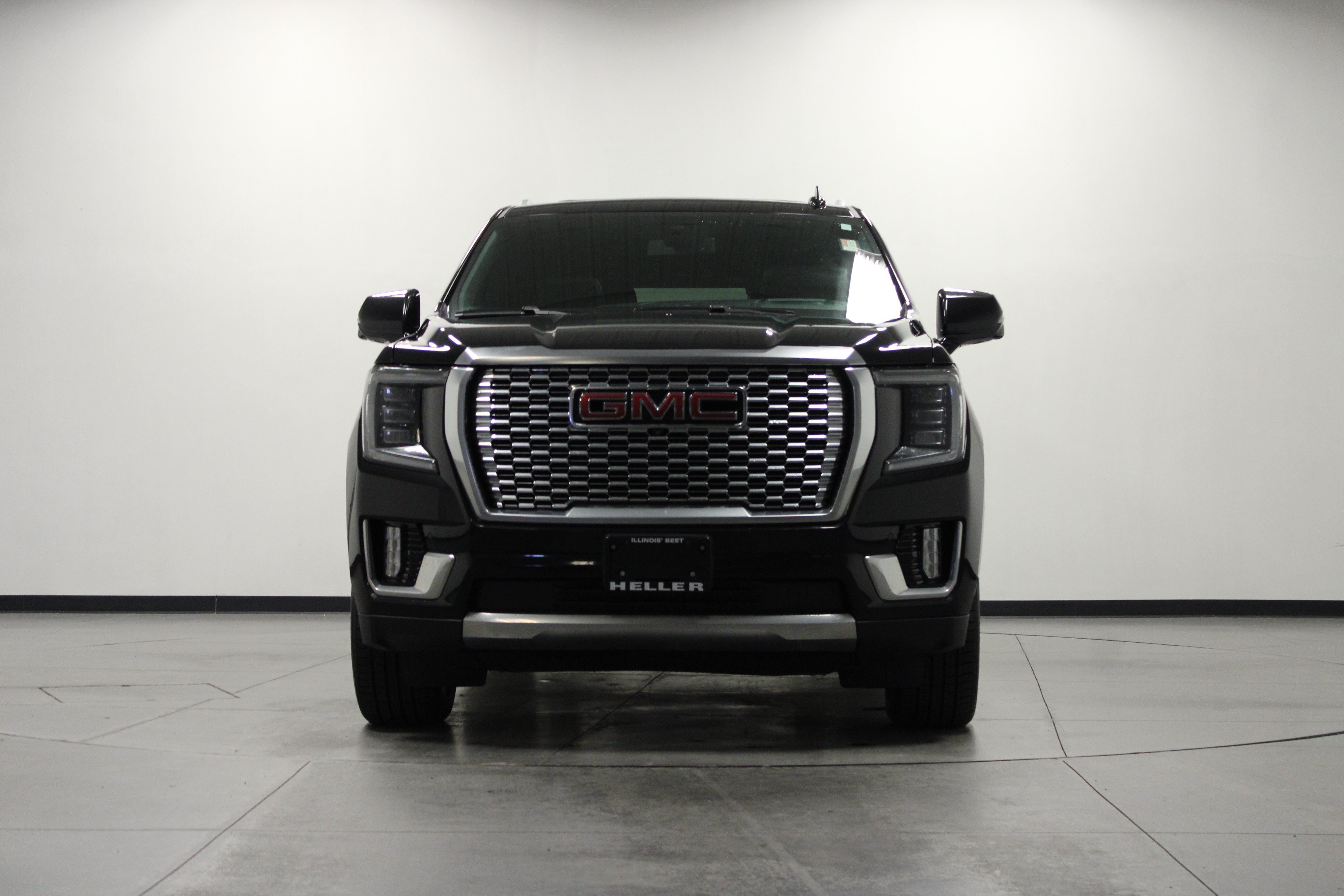 Used 2022 GMC Yukon Denali AWD/4WD image 9