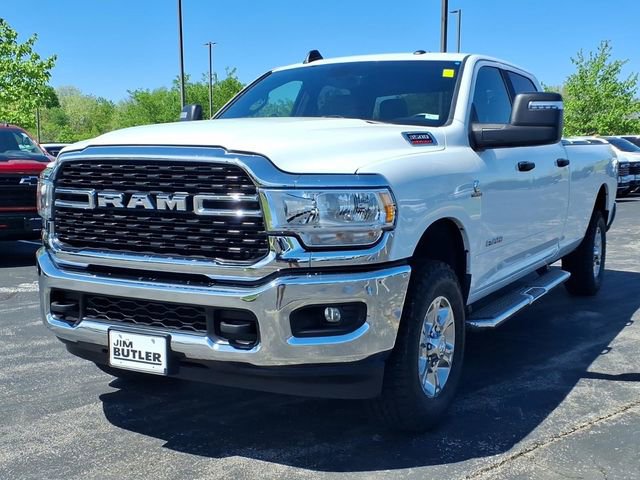 Used 2024 RAM 3500 Big Horn AWD/4WD image 1