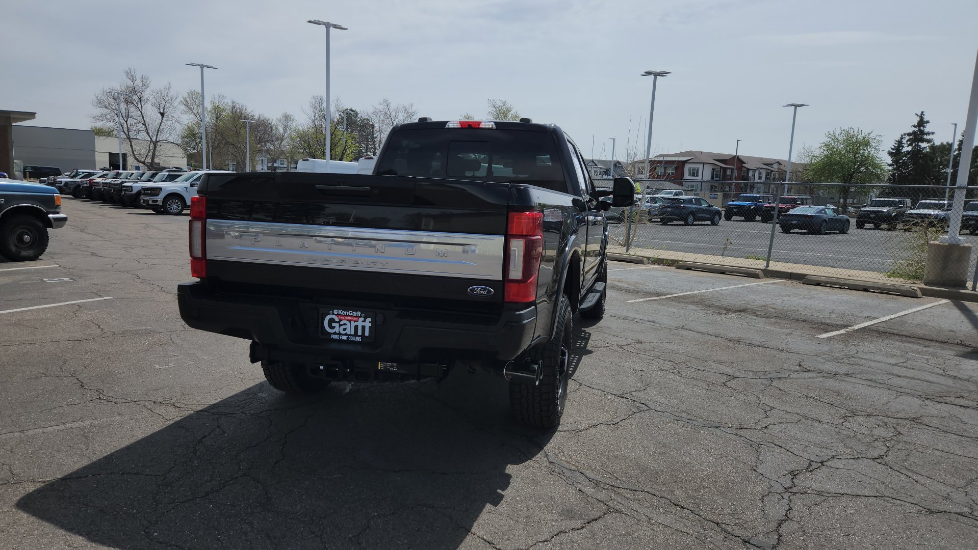 Used 2022 Ford F250 Platinum w/ Tremor Off-Road Package image 12