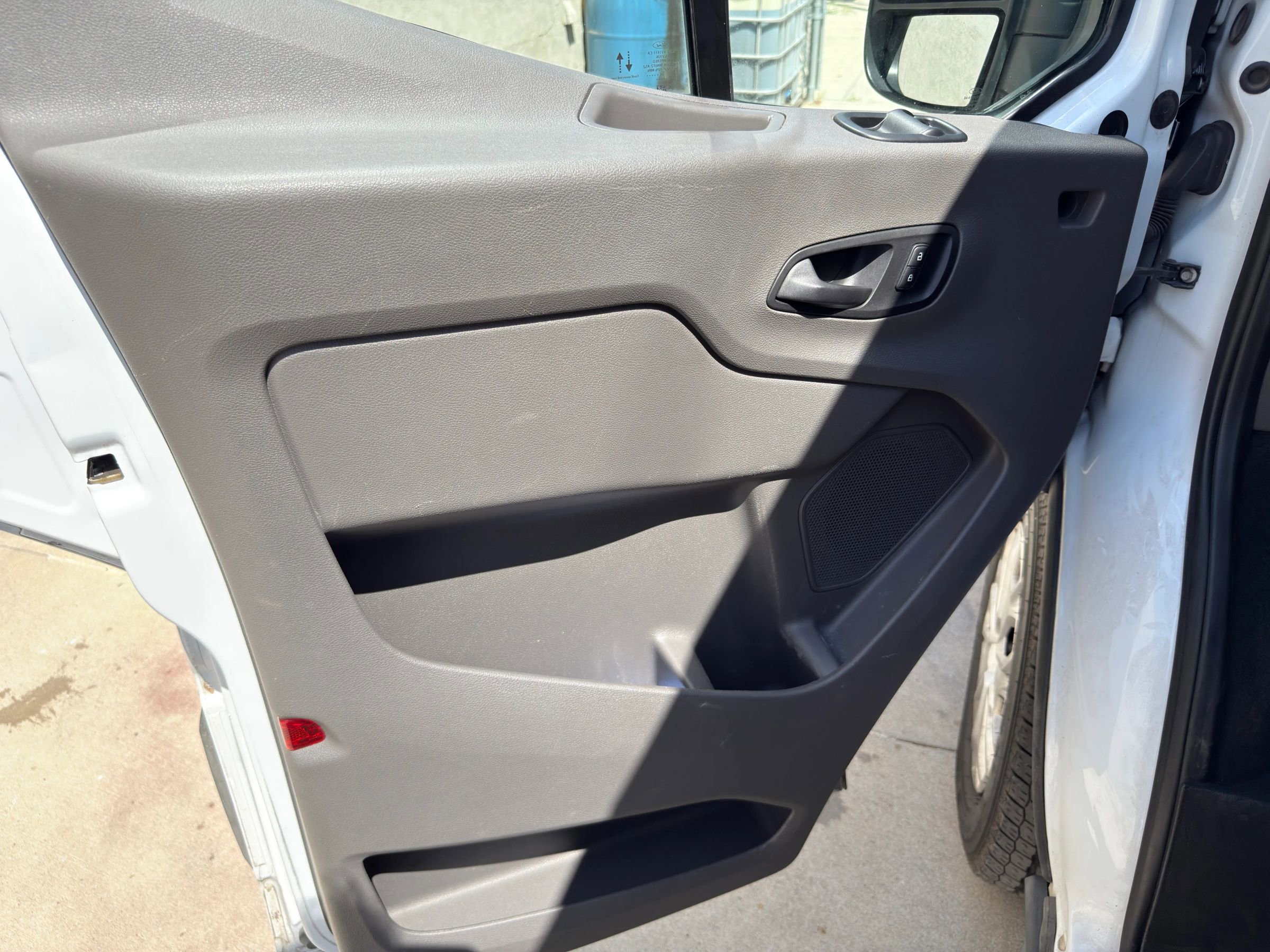 Used 2021 Ford Transit 350 XLT RWD image 26
