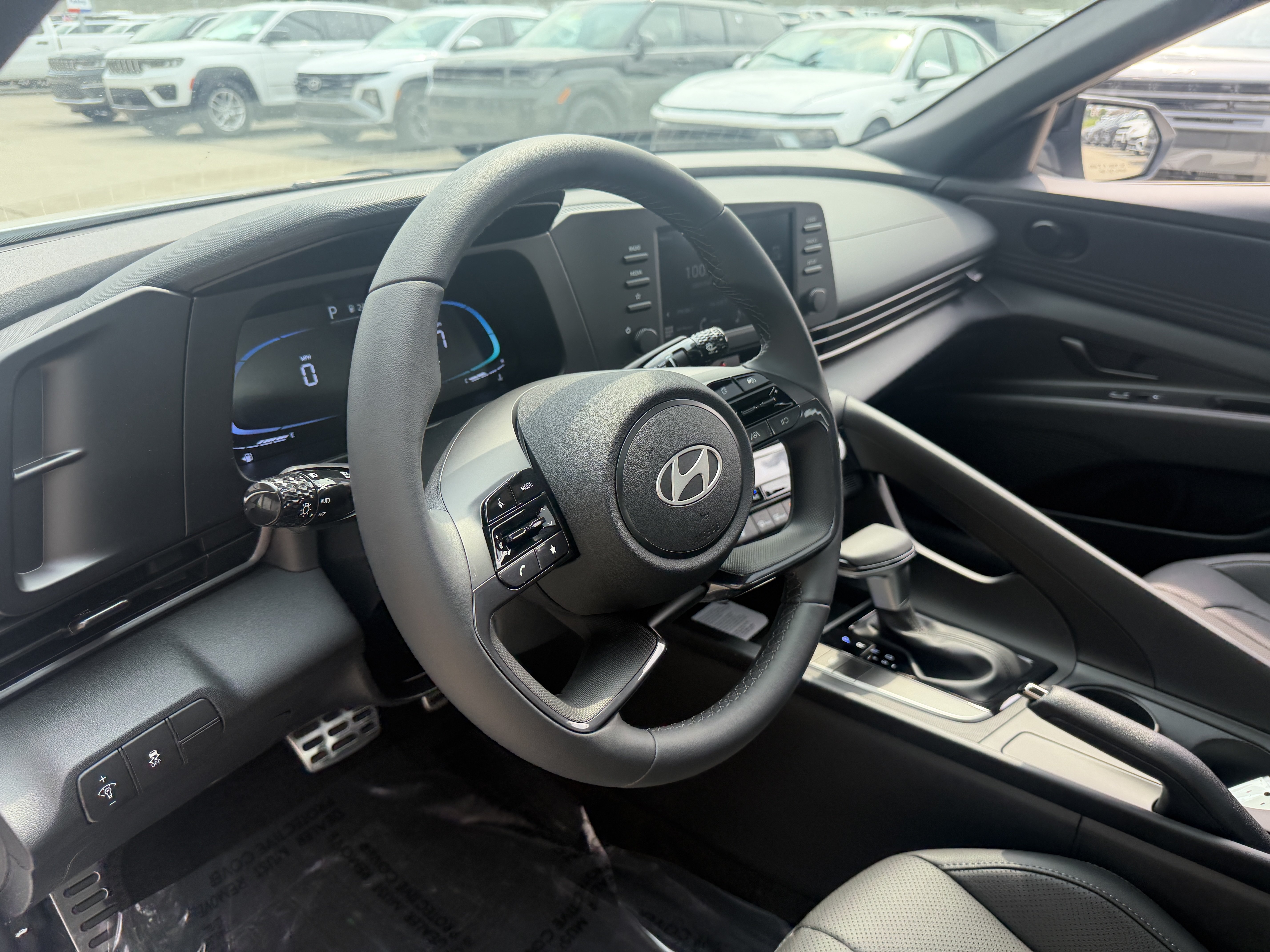 New 2026 Hyundai Elantra SEL Sport FWD image 26