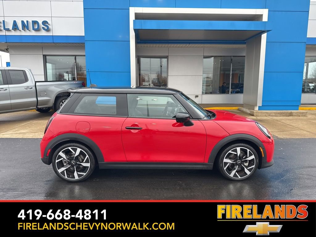 Used 2025 MINI Cooper S image 34