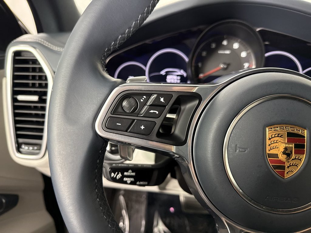 Certified 2023 Porsche Cayenne S Platinum AWD/4WD image 37
