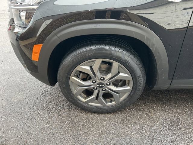 Used 2024 Kia Seltos LX image 10