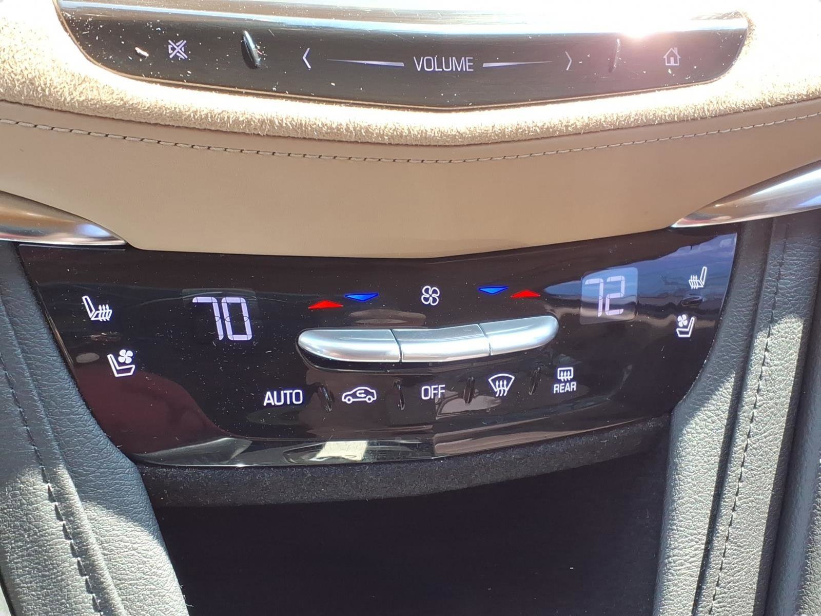 Used 2017 Cadillac XT5 Platinum w/ Driver Assist Package image 24