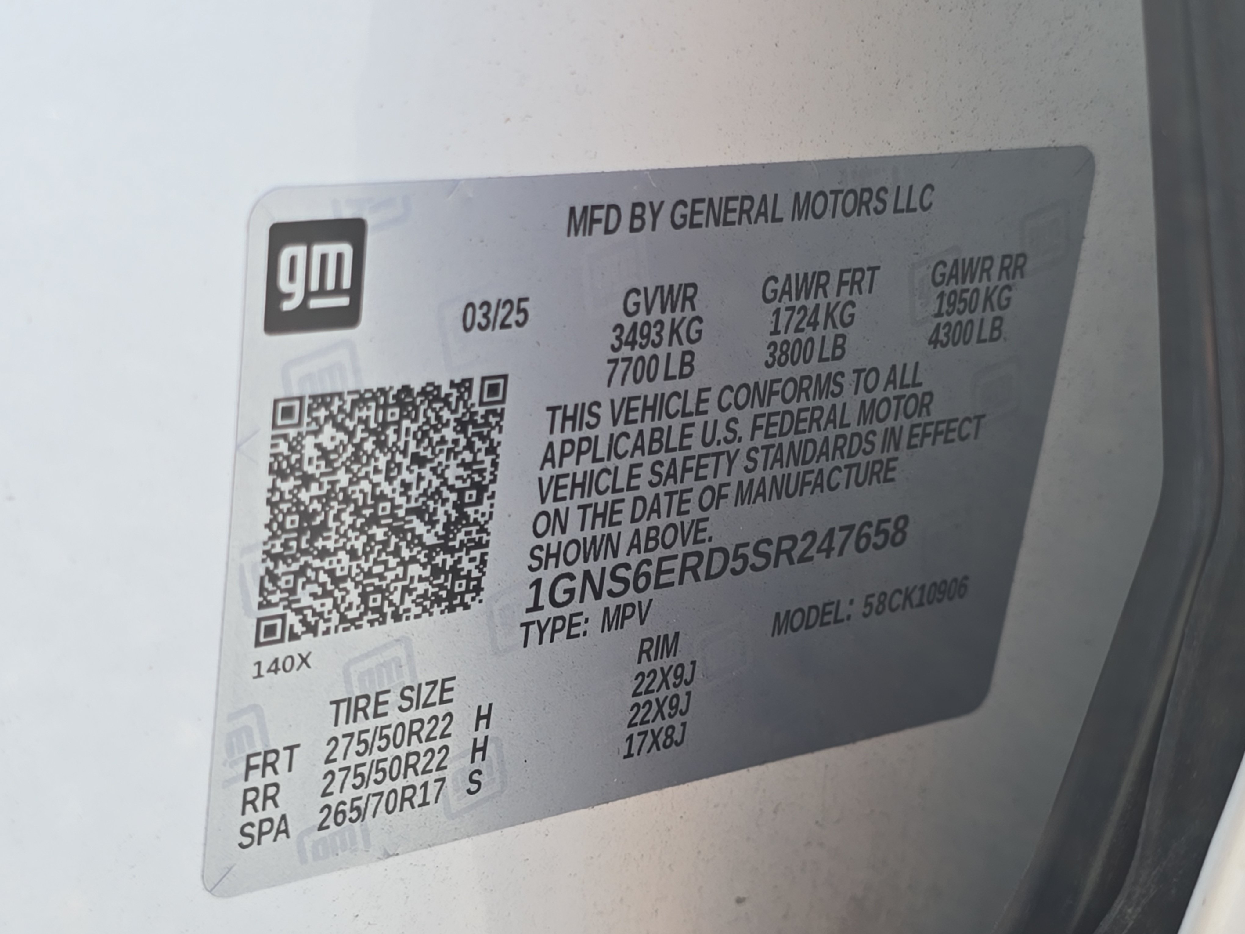 Used 2025 Chevrolet Suburban RST w/ Comfort Package AWD/4WD image 40