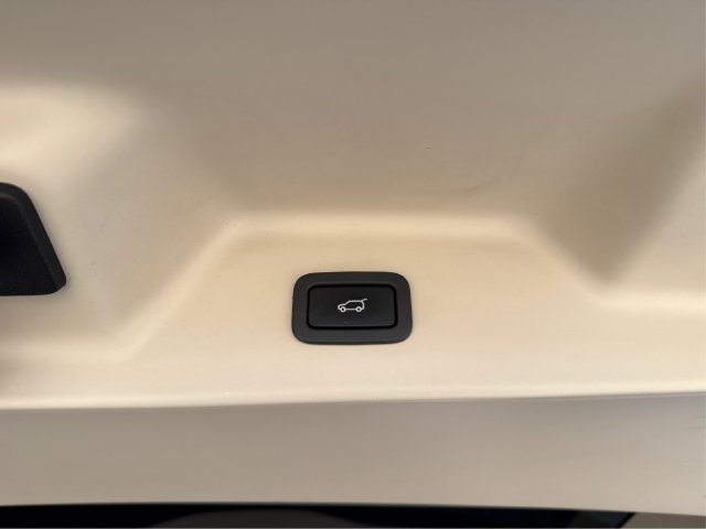 Used 2015 Land Rover Range Rover Autobiography AWD/4WD image 29