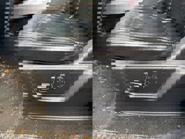 Used 2017 Ford F250 Lariat w/ Lariat Value Package image 12