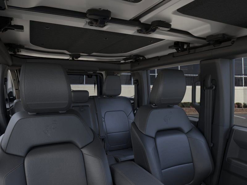 New 2025 Ford Bronco Badlands image 12