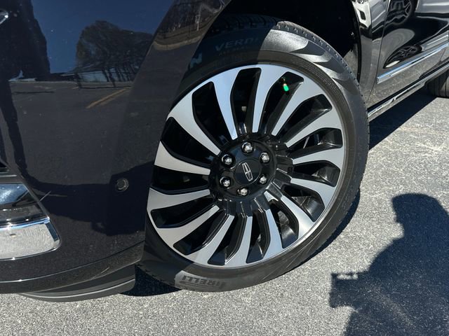 Used 2023 Lincoln Navigator Black Label image 9