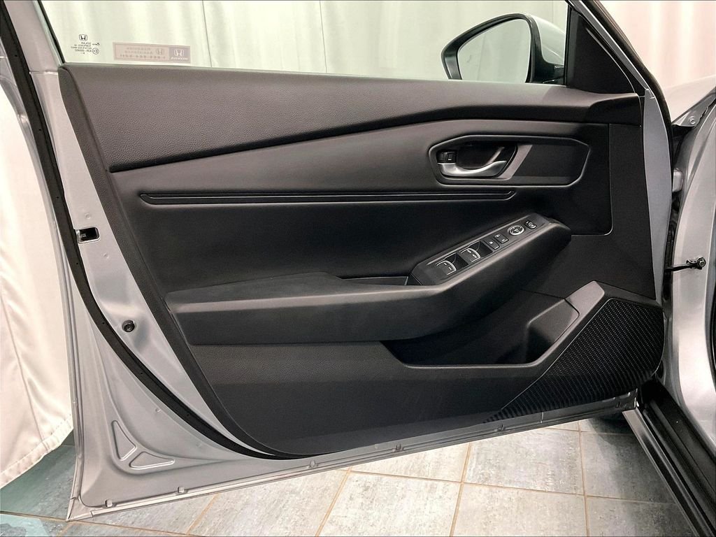 Used 2024 Honda Accord EX image 9
