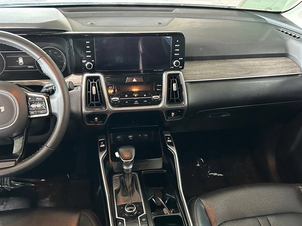 Used 2023 Kia Sorento S AWD/4WD image 10