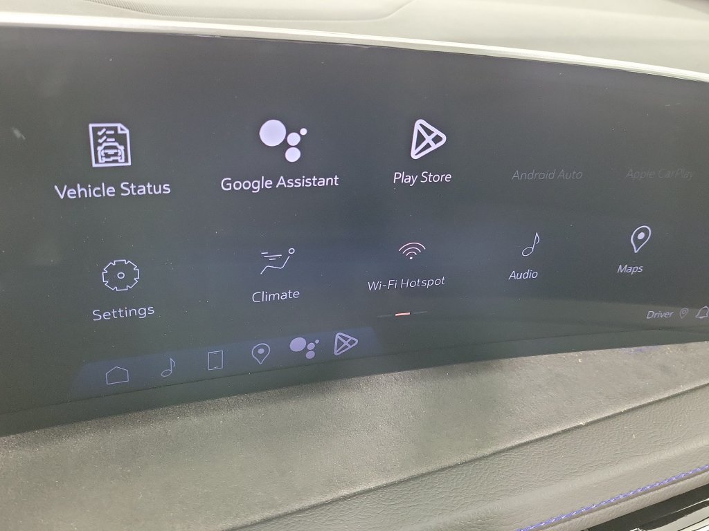 Used 2024 Cadillac XT4 Sport w/ Technology Package FWD image 27