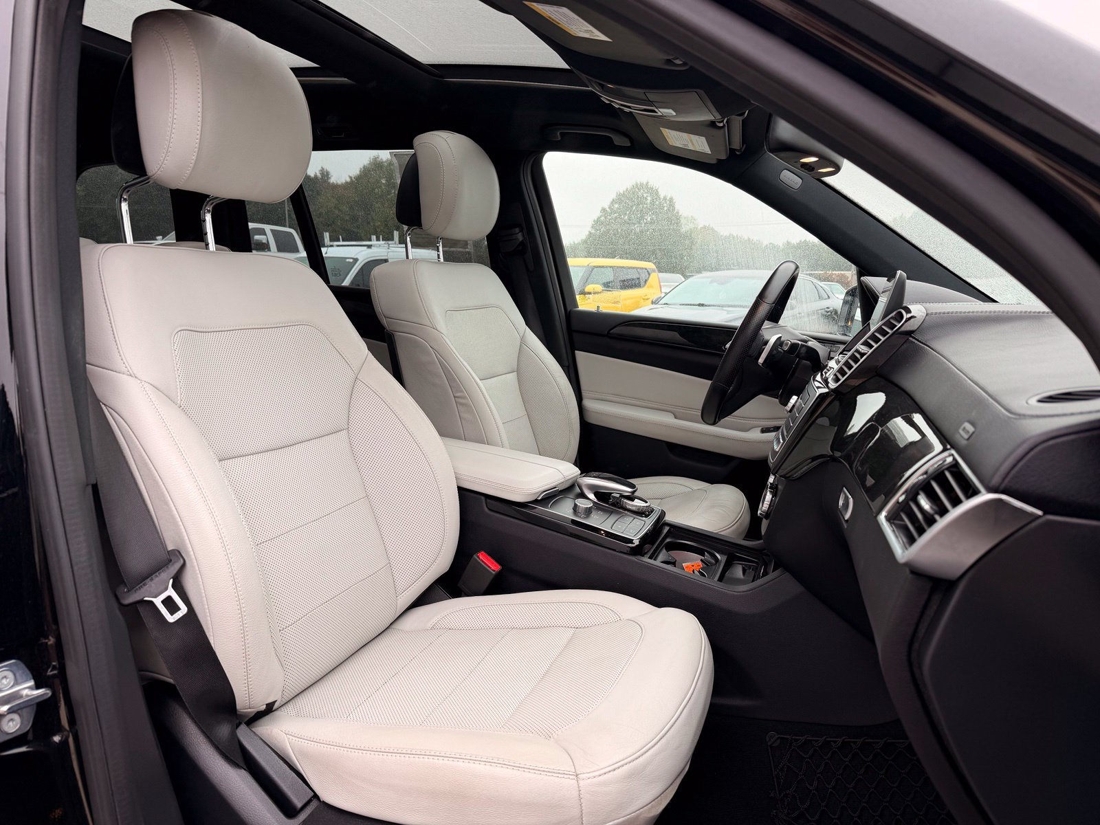 Used 2019 Mercedes-Benz GLS 450 4MATIC image 24