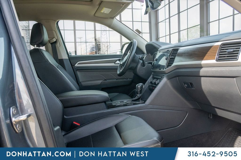 Used 2023 Volkswagen Atlas SE w/ Panoramic Sunroof Package FWD image 29