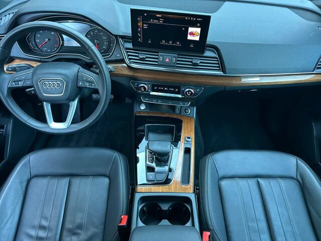 Used 2023 Audi Q5 2.0T Premium w/ Convenience Package AWD/4WD image 16