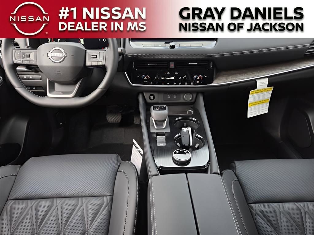 New 2026 Nissan Rogue Platinum w/ Platinum Premium Package image 5