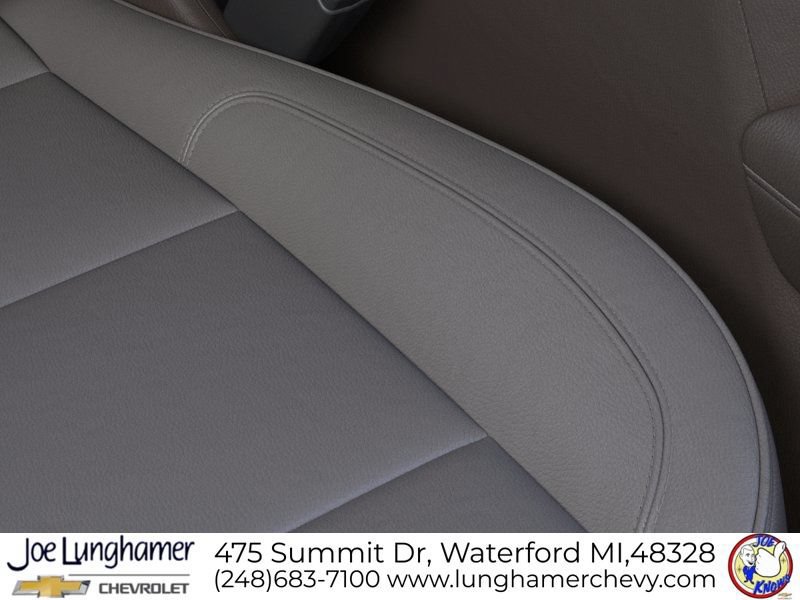 New 2026 Chevrolet Suburban LT w/ Comfort Package AWD/4WD image 22