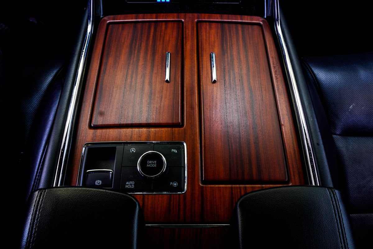 Used 2021 Lincoln Navigator Reserve AWD/4WD image 21