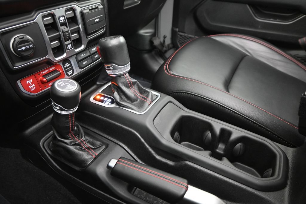 Used 2021 Jeep Wrangler Unlimited Rubicon AWD/4WD image 33