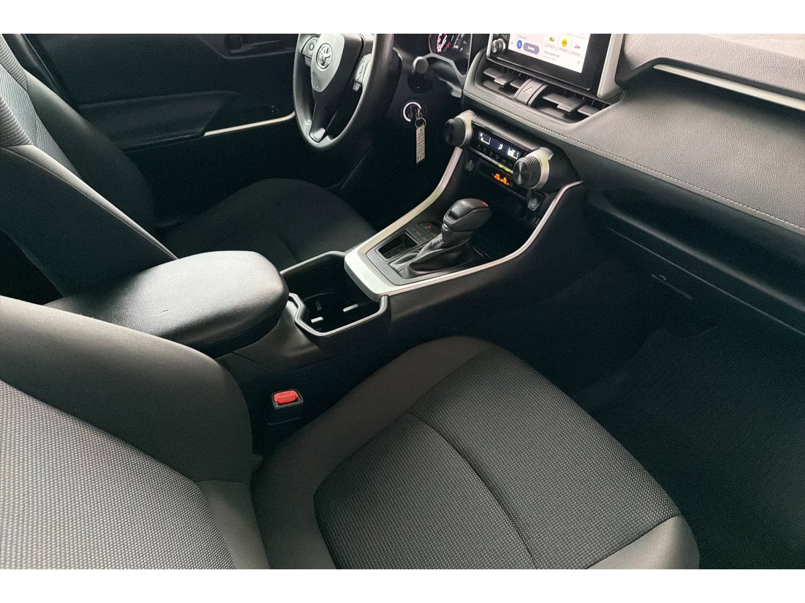 Certified 2025 Toyota RAV4 LE FWD image 17