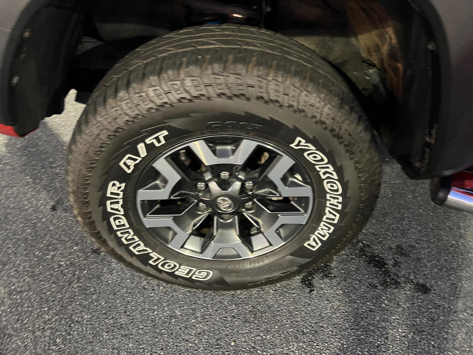 Certified 2021 Toyota Tacoma TRD Off-Road image 34