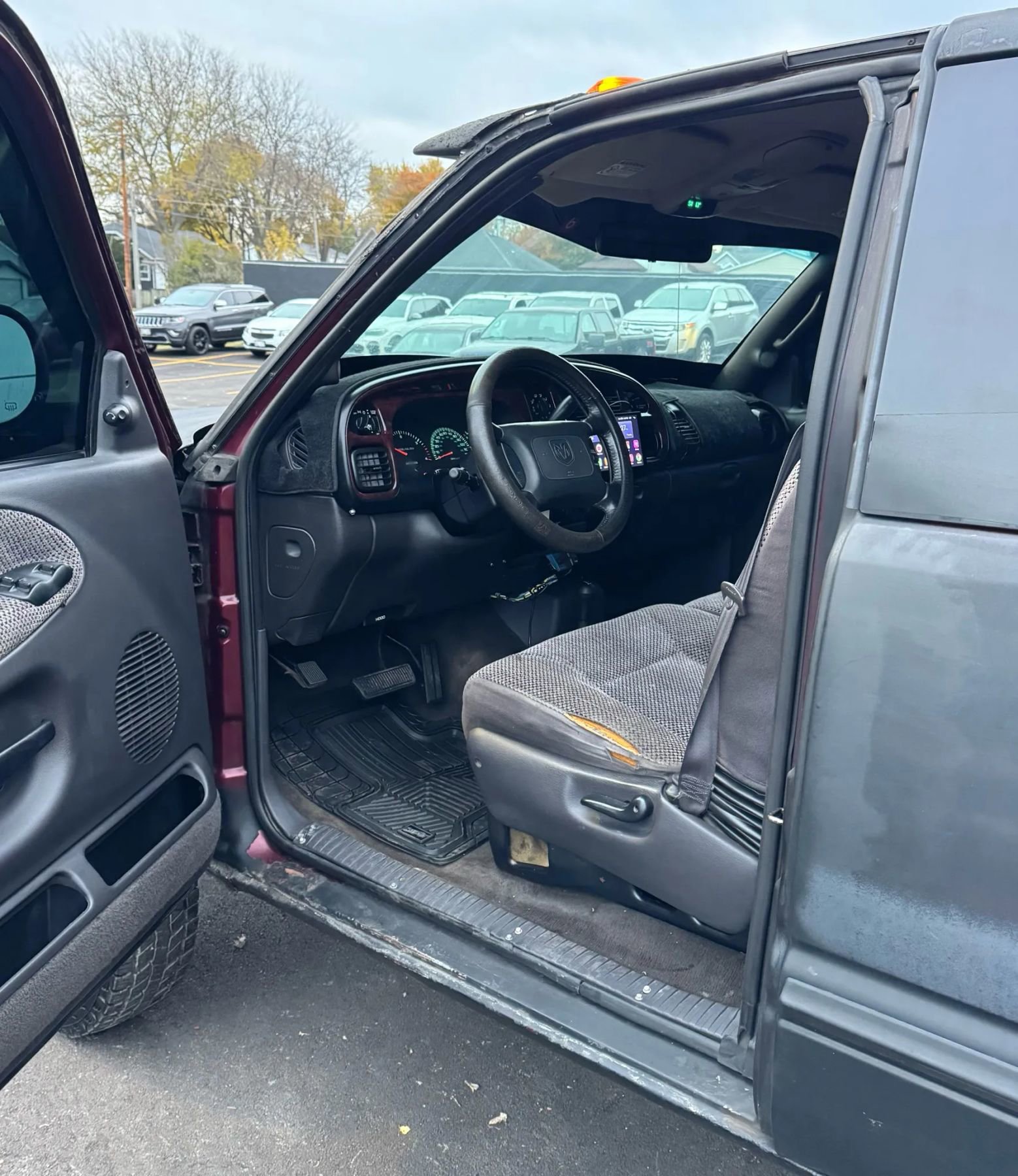 Used 2000 Dodge Ram 3500 Truck 4x4 Quad Cab image 8