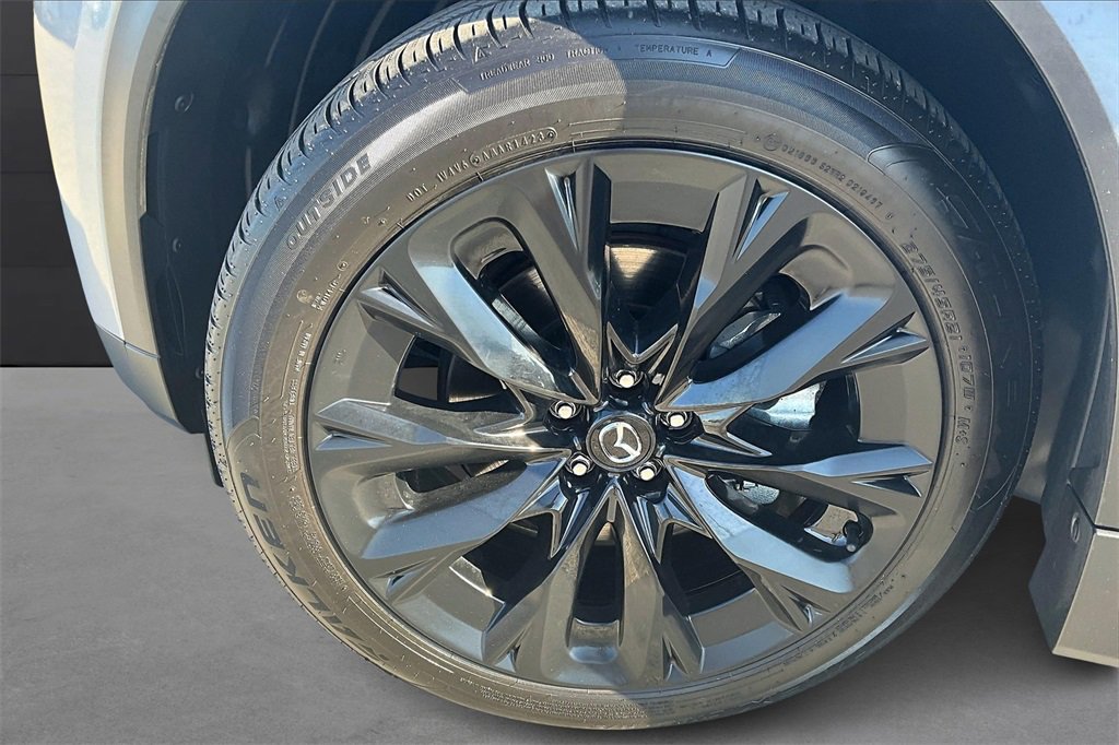 Used 2025 MAZDA CX-90 3.3 Turbo w/ Premium Sport Pkg image 9