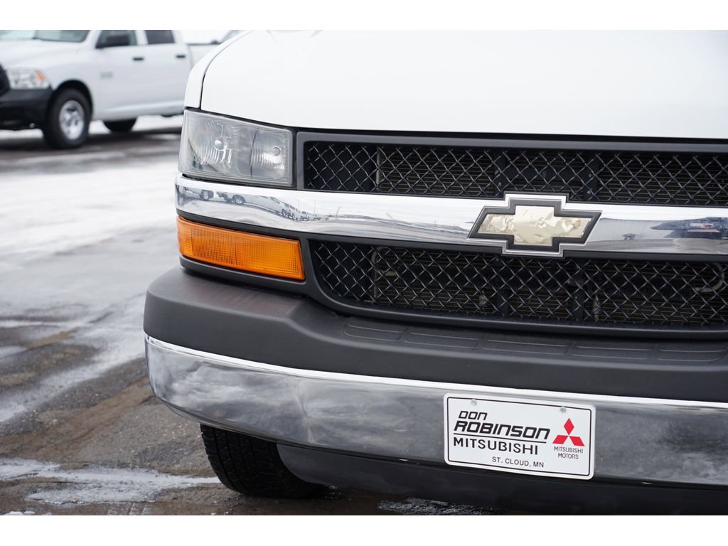 Used 2016 Chevrolet Express 3500 LT w/ LT Preferred Equipment Group image 9