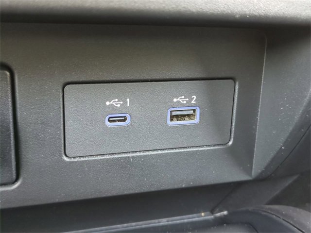 Used 2020 Nissan Titan PRO-4X w/ Pro-4x Convenience Package image 20