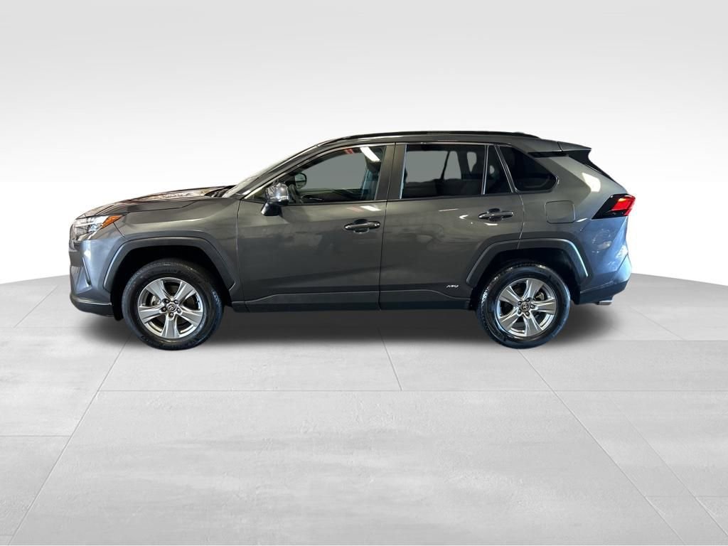 Used 2025 Toyota RAV4 XLE video 2