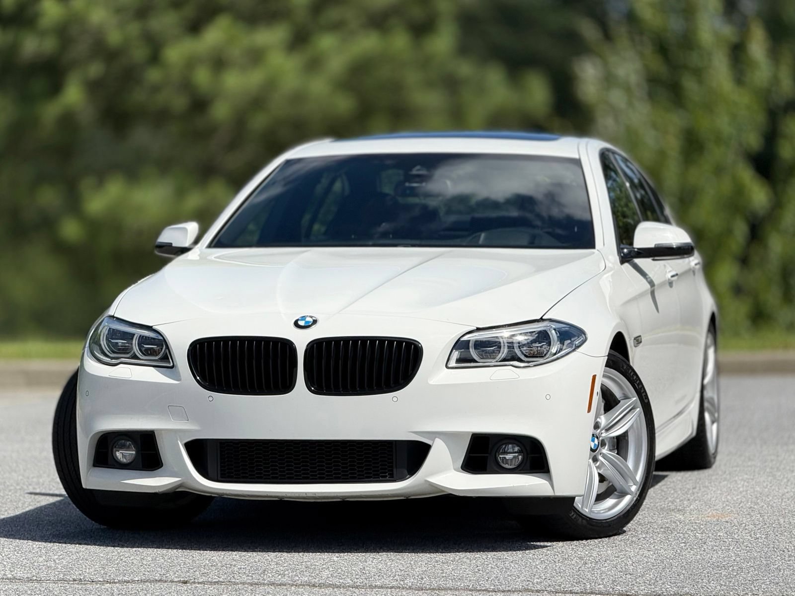 Used 2015 BMW 550i Sedan RWD image 2