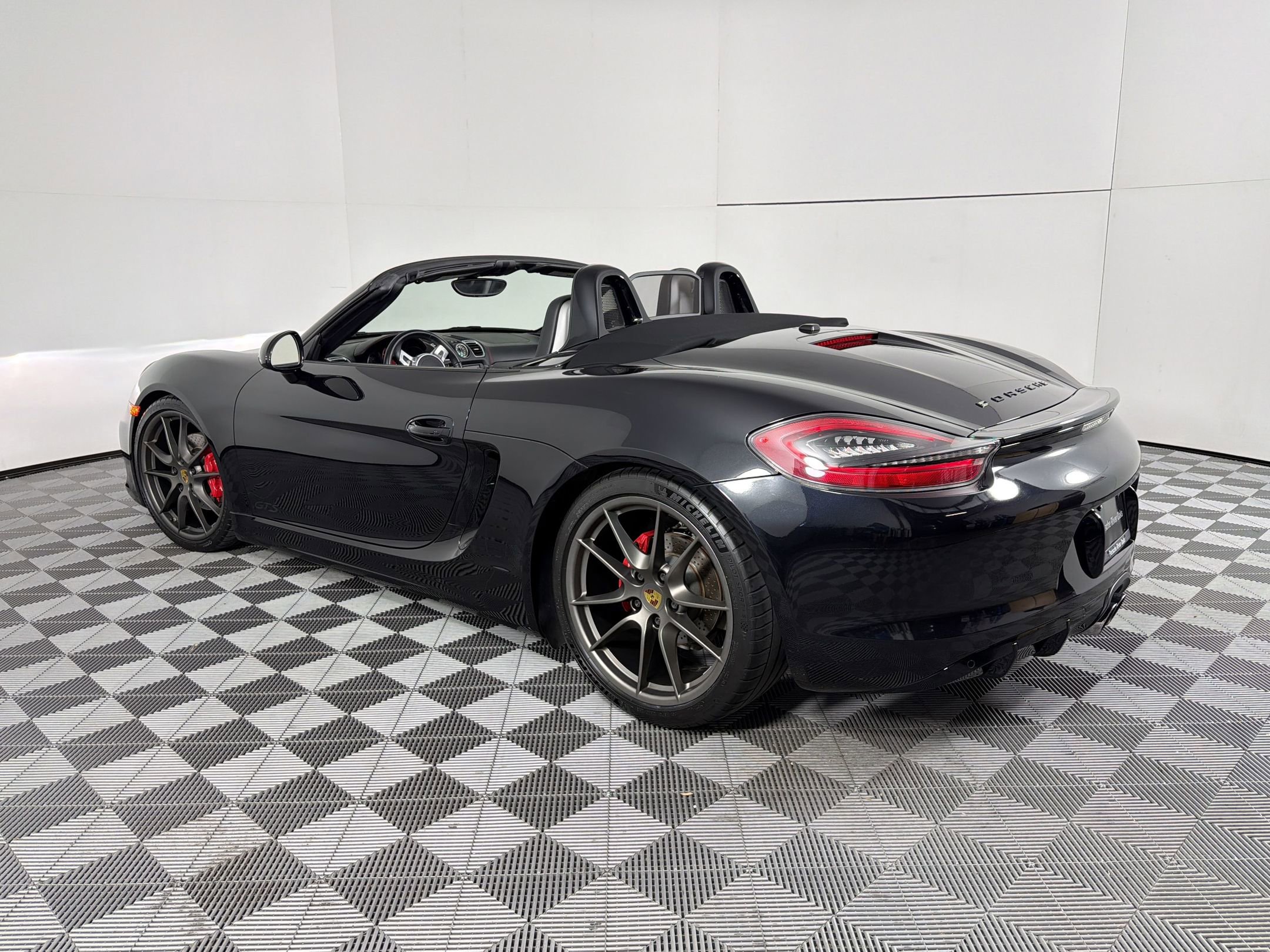Certified 2015 Porsche Boxster GTS RWD image 3