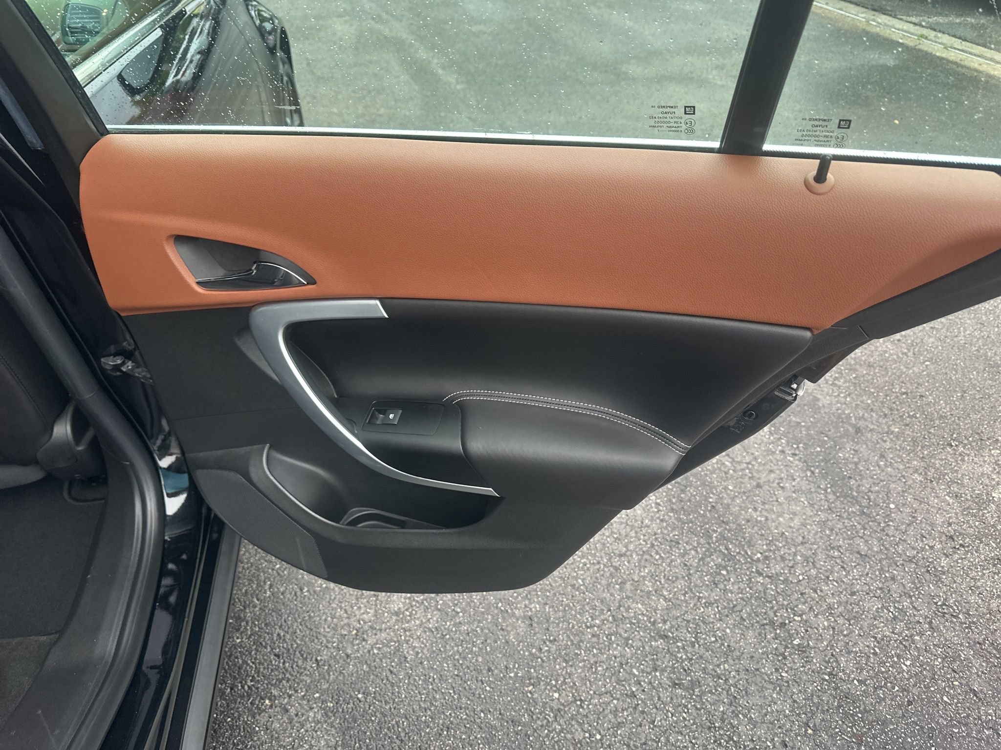 Used 2017 Buick Regal Sport Touring FWD image 12