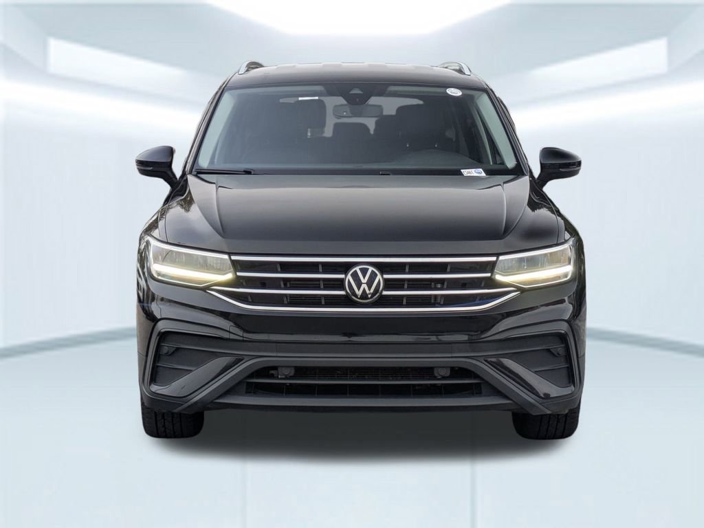 Used 2022 Volkswagen Tiguan SE image 10