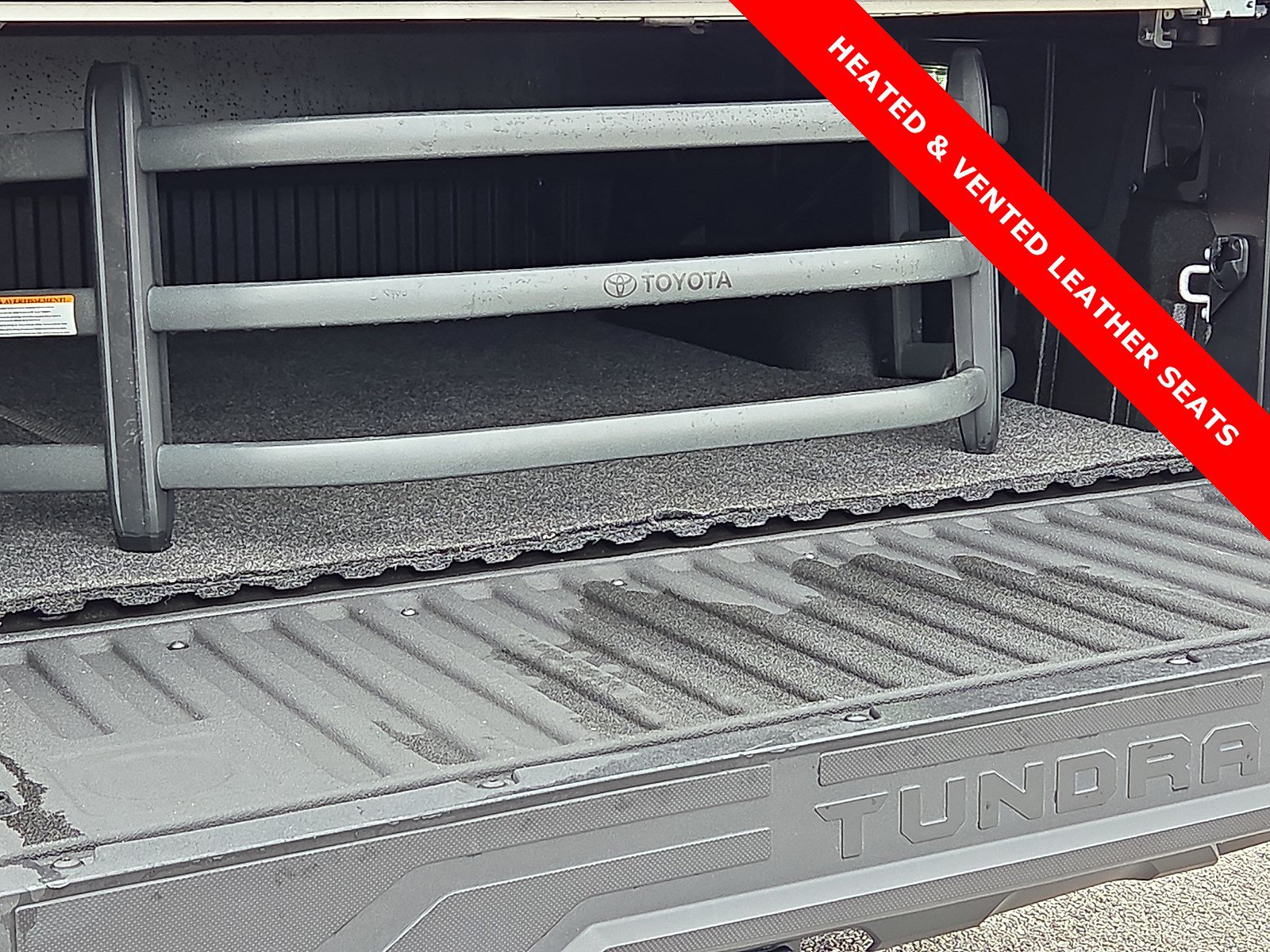 Used 2024 Toyota Tundra Limited AWD/4WD image 9