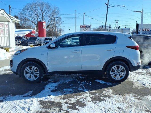 Used 2019 Kia Sportage LX AWD/4WD image 8