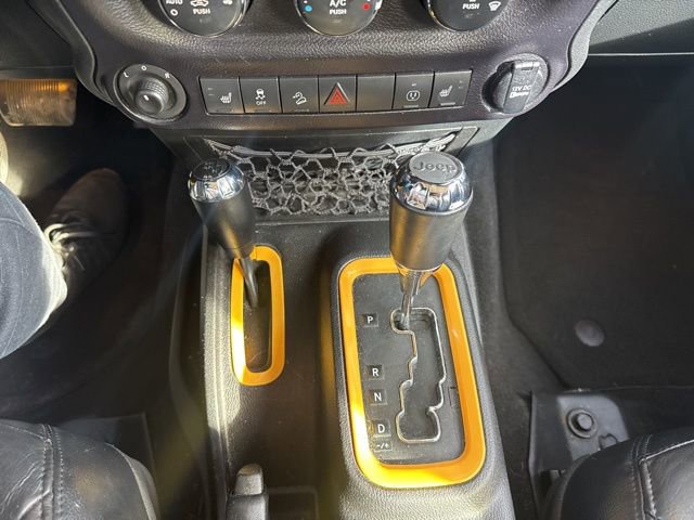 Used 2015 Jeep Wrangler Unlimited Sahara image 37