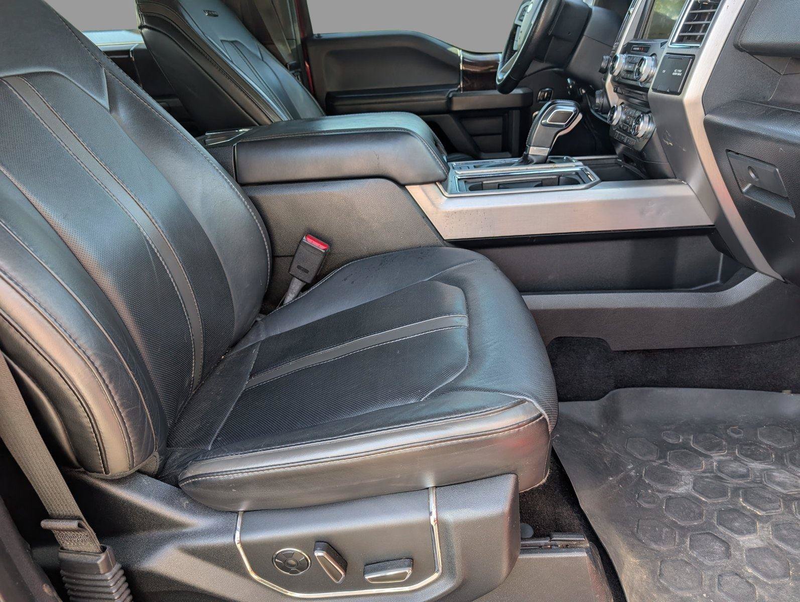 Used 2016 Ford F150 Platinum w/ Equipment Group 701A Luxury AWD/4WD image 39