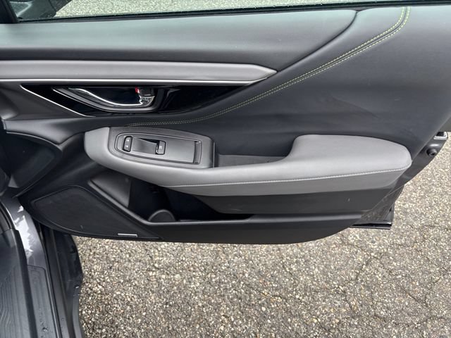 Certified 2025 Subaru Outback Onyx Edition AWD/4WD image 16