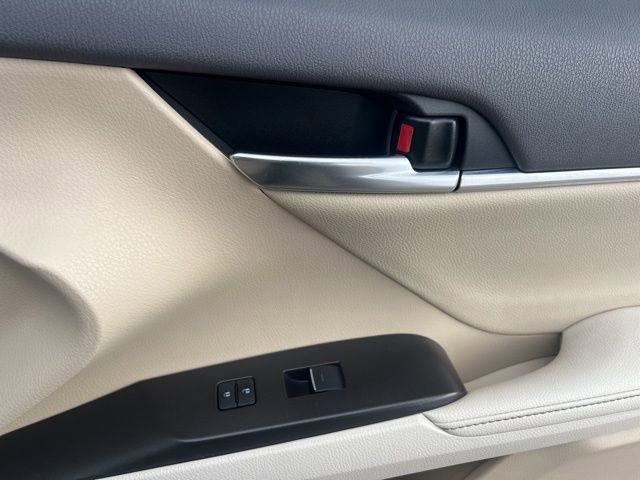 Used 2024 Toyota Camry XLE w/ Cold Weather Package image 34