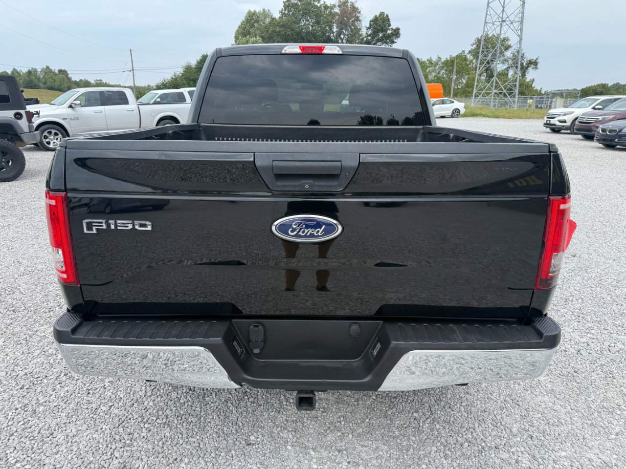 Used 2016 Ford F150 XLT w/ Trailer Tow Package image 4