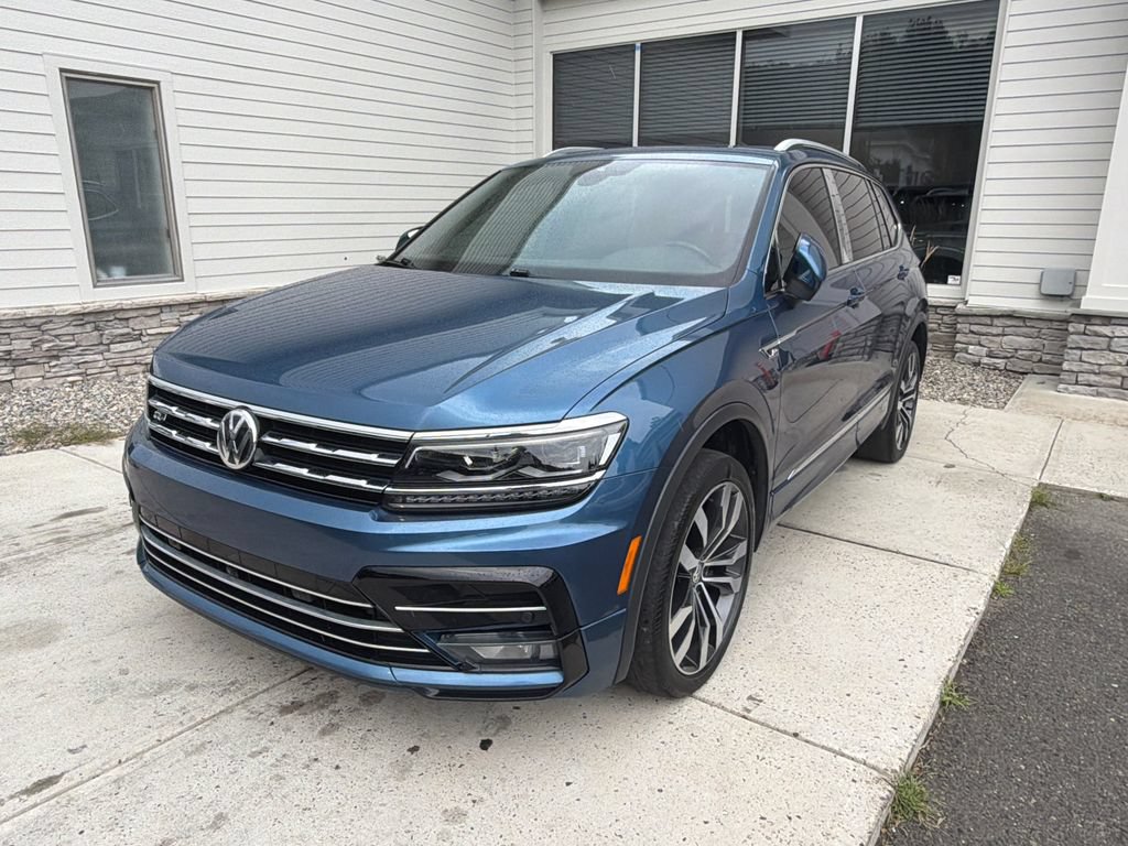 Used 2020 Volkswagen Tiguan SEL Premium R-Line AWD/4WD image 2