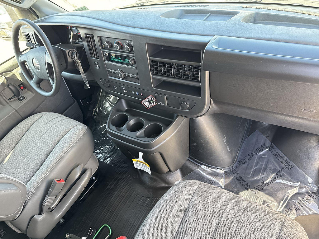 New 2026 GMC Savana 2500 w/ Driver Convenience Package RWD image 23