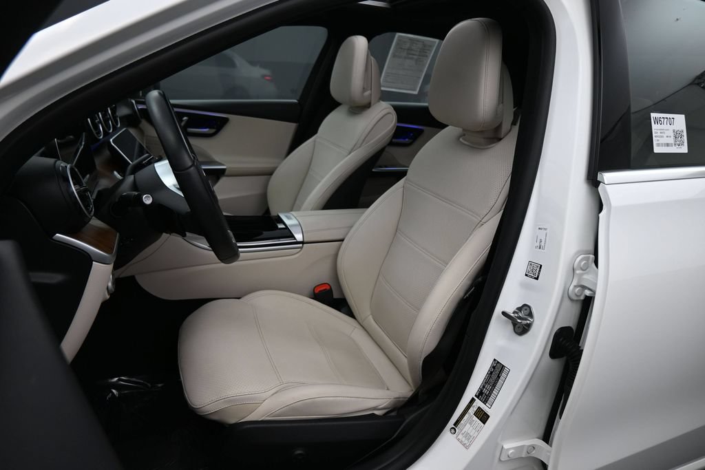 Used 2024 Mercedes-Benz C 300 Sedan image 16