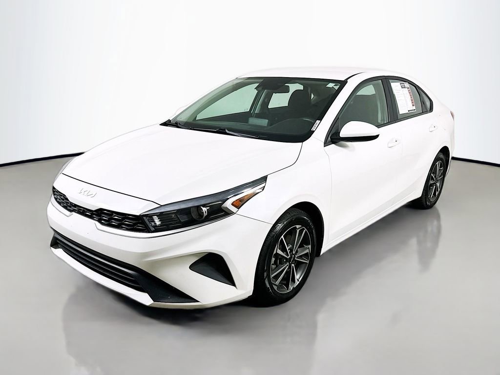 Used 2022 Kia Forte LXS FWD video 3