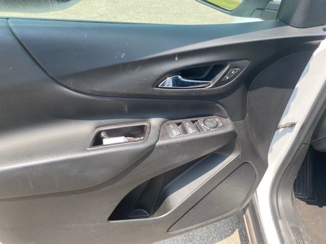 Used 2021 Chevrolet Equinox LT image 17