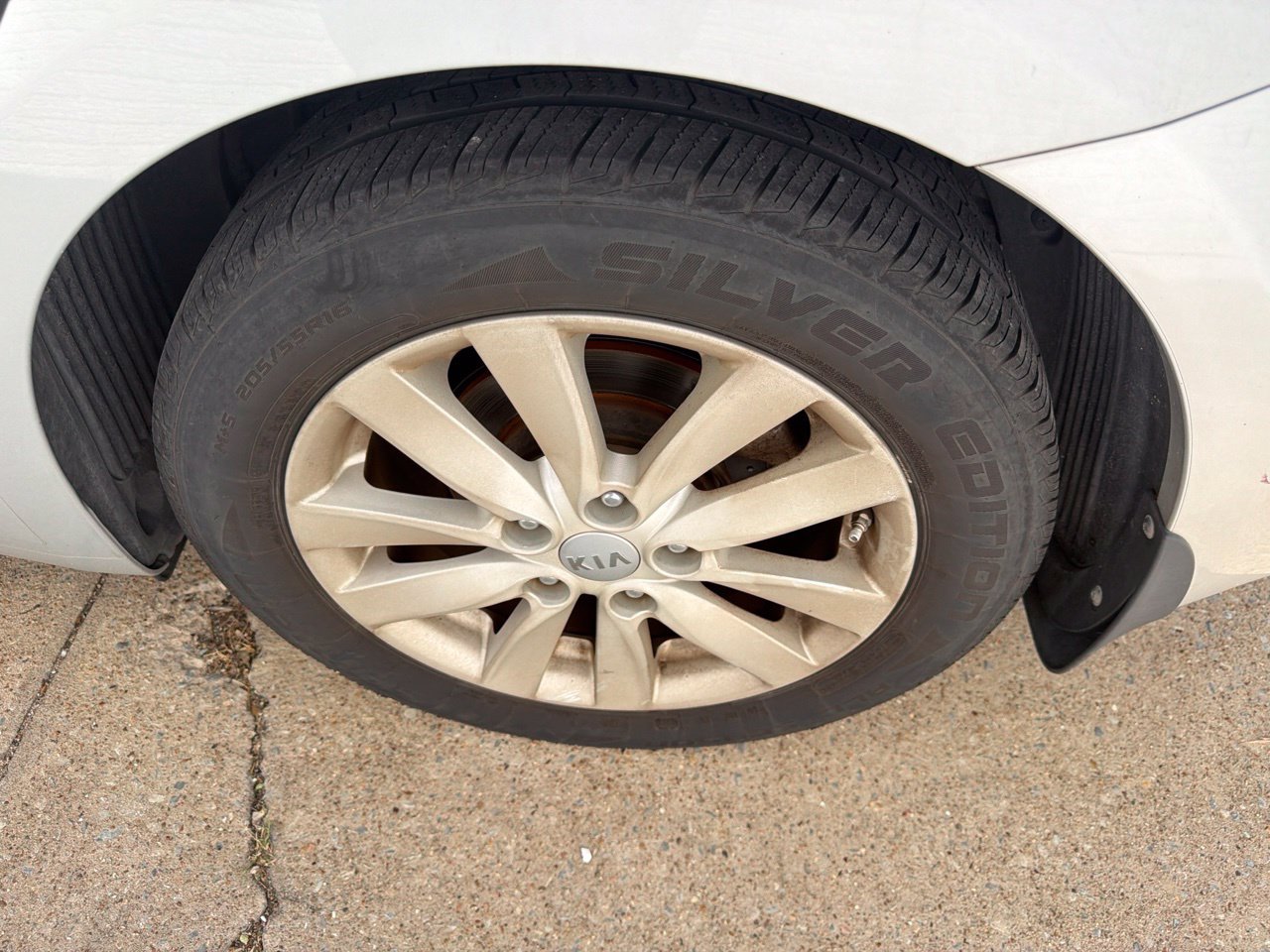 Used 2016 Kia Forte LX w/ LX Popular Plus Package FWD image 10