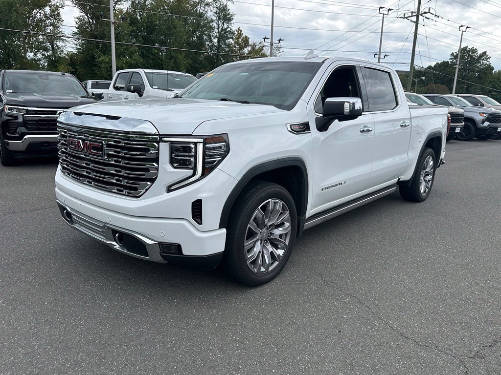 Used 2023 GMC Sierra 1500 Denali w/ Denali Reserve Package AWD/4WD image 5