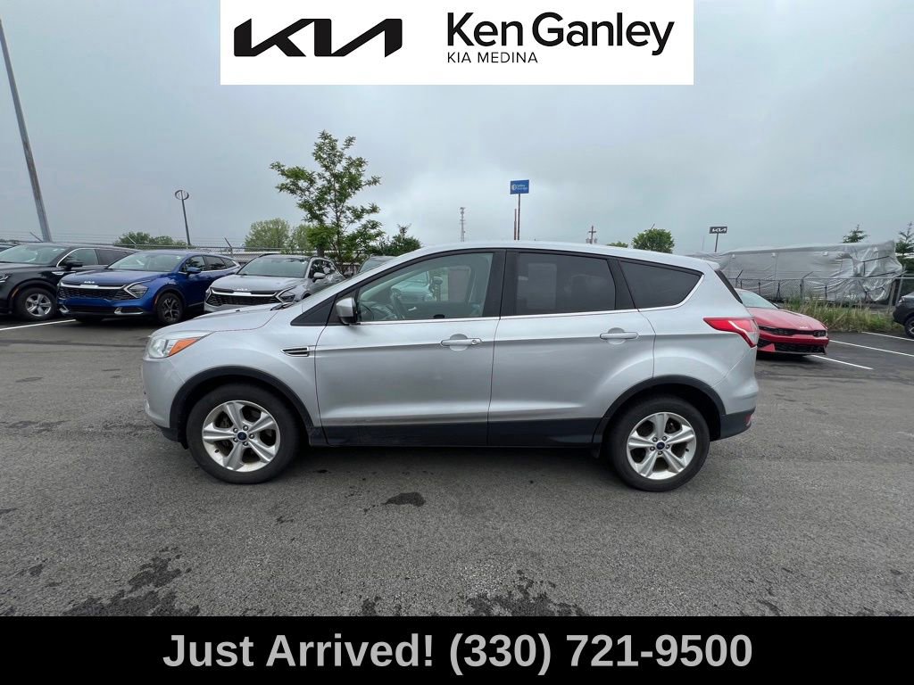 Used 2016 Ford Escape SE FWD image 8
